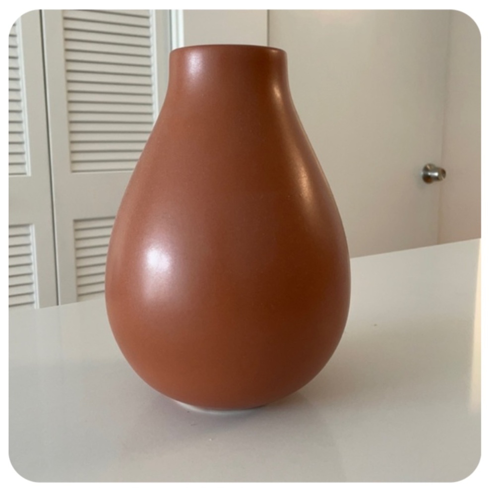 Ceramic pot